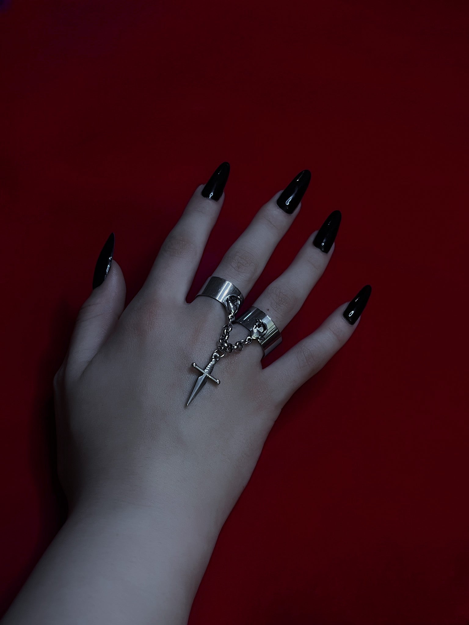 RHEA || Adjustable Double Ring With A Chain And A Dagger