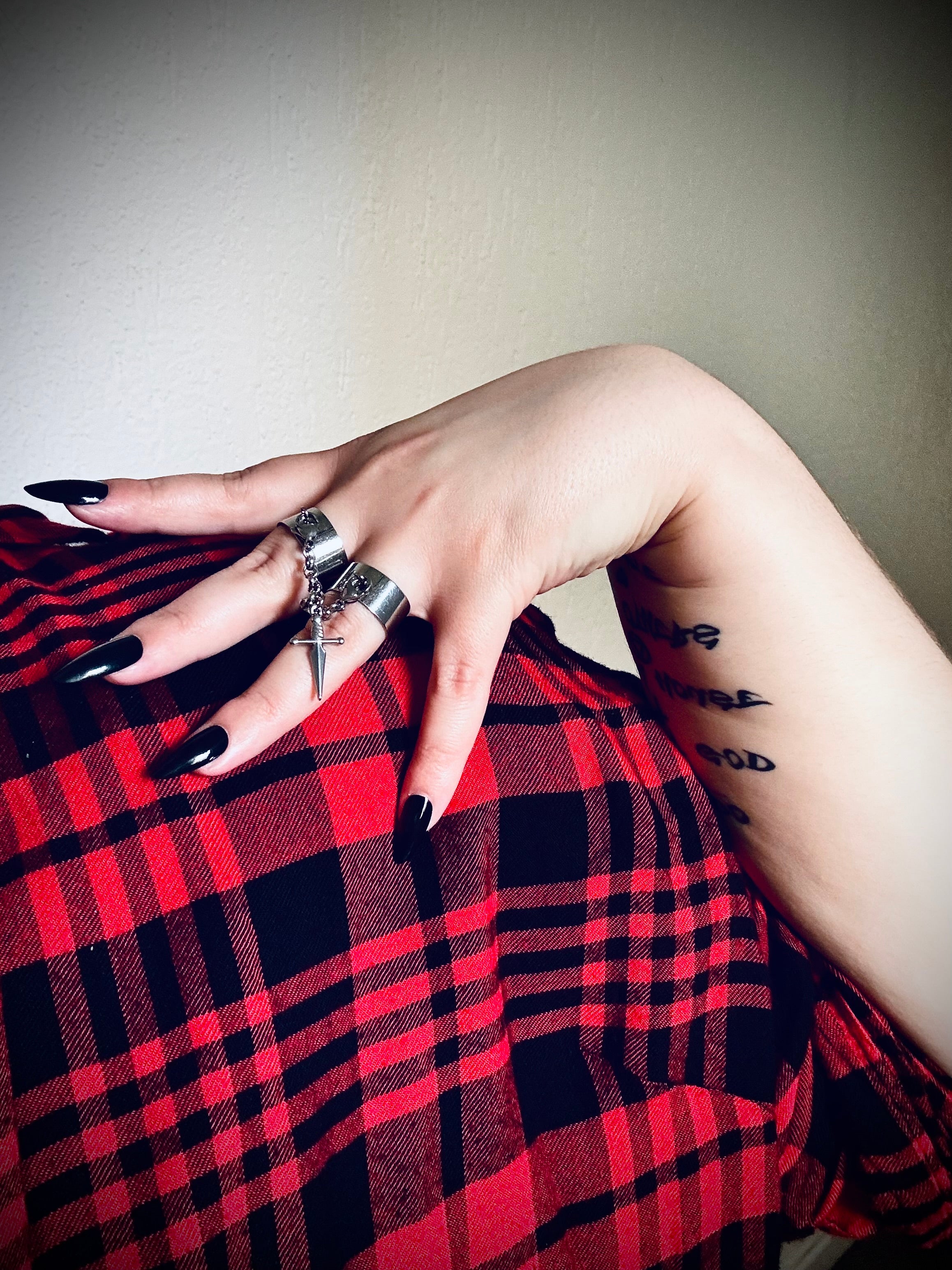 RHEA || Adjustable Double Ring With A Chain And A Dagger