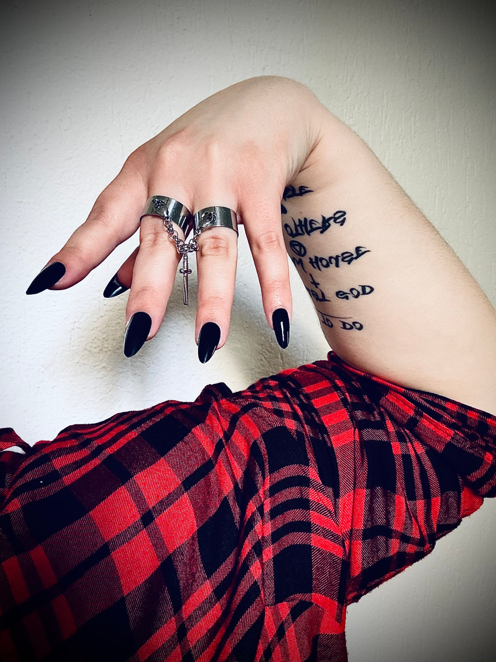RHEA || Adjustable Double Ring With A Chain And A Dagger